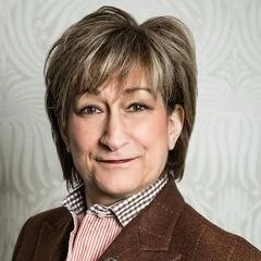 Debbie Auer