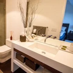 A Top En-Counter