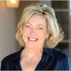 Kathleen Jacobson, The Couture Closet
