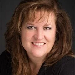 Terri Einer/Einer Arts