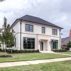 Crestmont Custom Homes