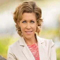 Anne Howie