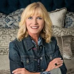 Decorating Den Interiors - Julie Disselkamp
