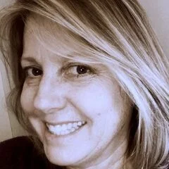 Jennifer Coles Color And Design
