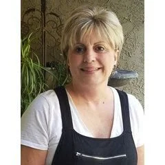 Leslie Dawson-Mouzis Interior Design