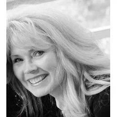 Shelley Sheehe, Asid