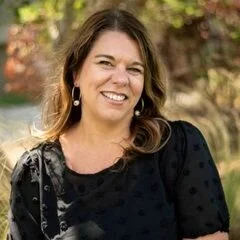 Terri Sears, Kitchen And Bath Designer