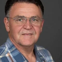 Miklos Acs