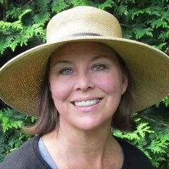 Ronni Hock Garden & Landscape