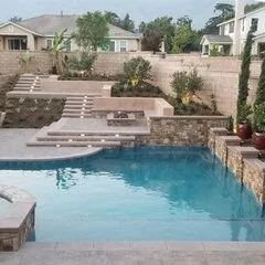 Mauna Custom Pools